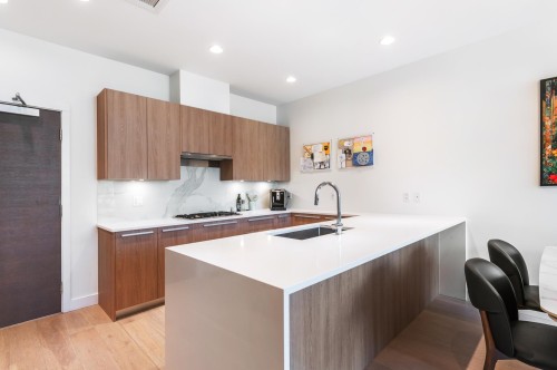 2765 Mountain Highway, North Vancouver, BC 