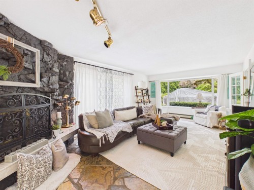 13205 Cedar Way, Maple Ridge, BC 
