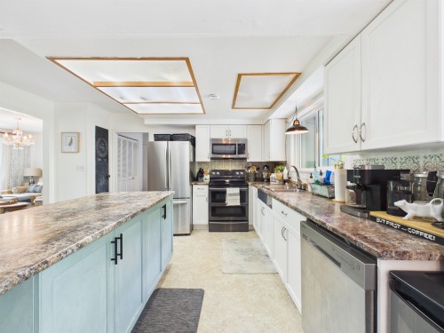 13205 Cedar Way, Maple Ridge, BC 