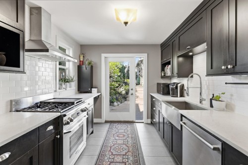 5655 Ontario Street, Vancouver, BC 