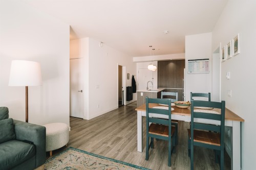 402-516 Foster Avenue, Coquitlam, BC 