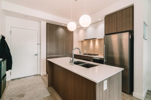 402-516 Foster Avenue, Coquitlam, BC 