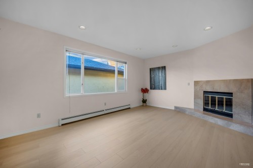 2445 19Th Avenue W, Vancouver, BC 