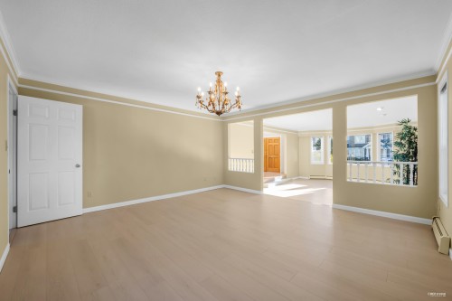 2445 19Th Avenue W, Vancouver, BC 