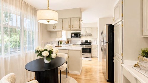 610 Garrow Drive, Port Moody, BC 