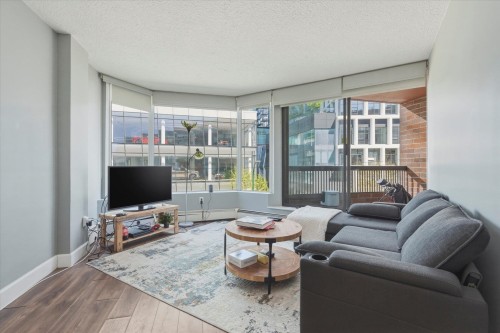 407-950 Drake Street  Vancouver, BC V6Z 2B9