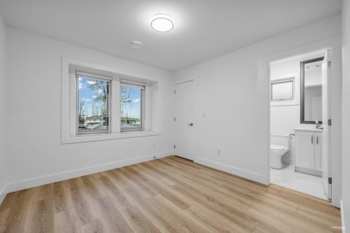 4267 Parker Street, Burnaby, BC 