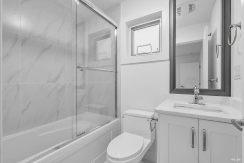 4267 Parker Street, Burnaby, BC 