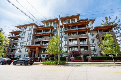207-7599 15Th Street, Burnaby, BC 
