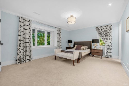 5530 Mcmaster Road, Vancouver, BC 