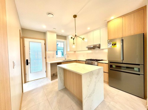 5216 Rupert Street, Vancouver, BC 