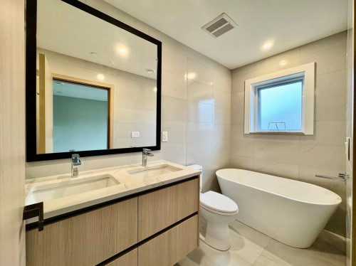 5216 Rupert Street, Vancouver, BC 