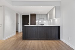 211-1588 Hastings Street EVancouver, BC V5L 1S5