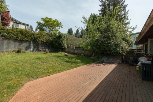 164 Carisbrooke Road E, North Vancouver, BC 