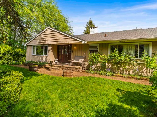 998 Fairway Drive  North Vancouver, BC V7G 1L8