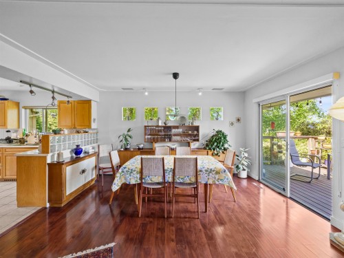 998 Fairway Drive, North Vancouver, BC 