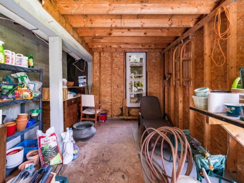 998 Fairway Drive, North Vancouver, BC 