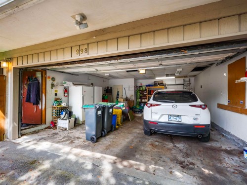 998 Fairway Drive, North Vancouver, BC 
