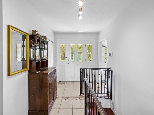 998 Fairway Drive, North Vancouver, BC 