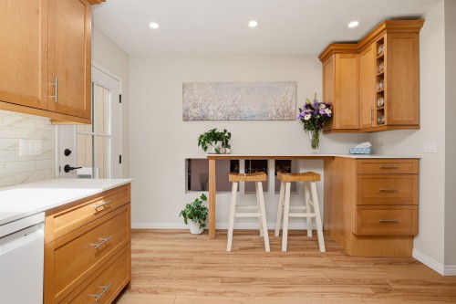 2563 Ashurst Avenue, Coquitlam, BC 