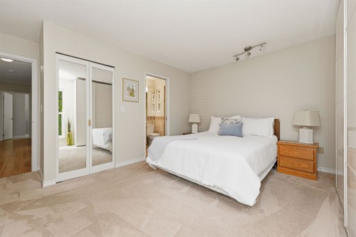 2563 Ashurst Avenue, Coquitlam, BC 