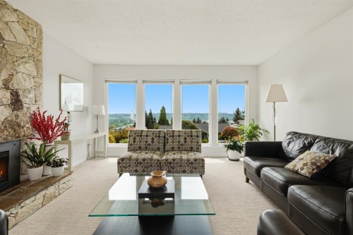 2563 Ashurst Avenue, Coquitlam, BC 