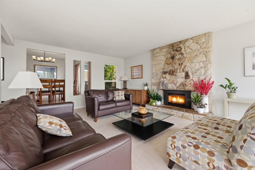 2563 Ashurst Avenue, Coquitlam, BC 