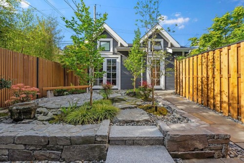 867 Georgia Street E, Vancouver, BC 