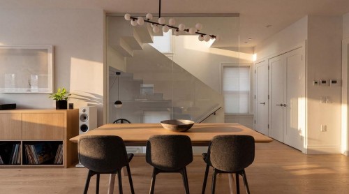 867 Georgia Street E, Vancouver, BC 