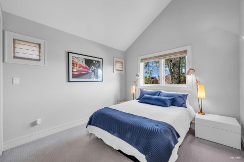 2722 31St Avenue W, Vancouver, BC 