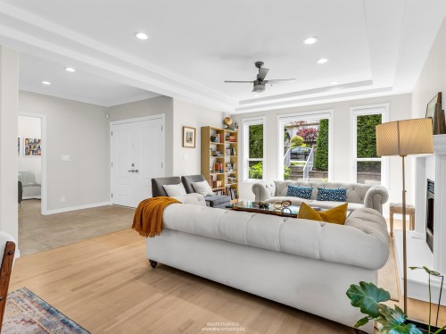 627 30Th Avenue E, Vancouver, BC 