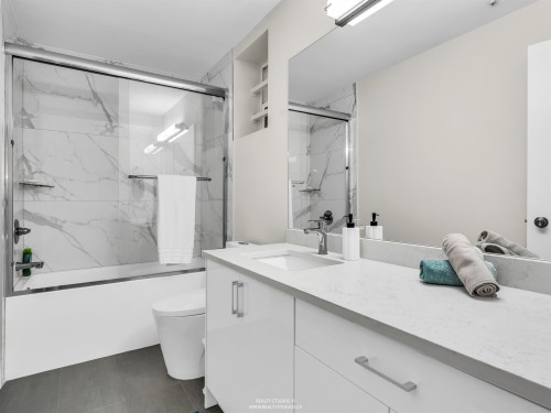 627 30Th Avenue E, Vancouver, BC 