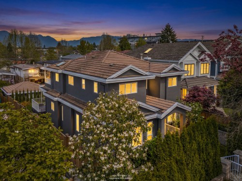 627 30Th Avenue E, Vancouver, BC 