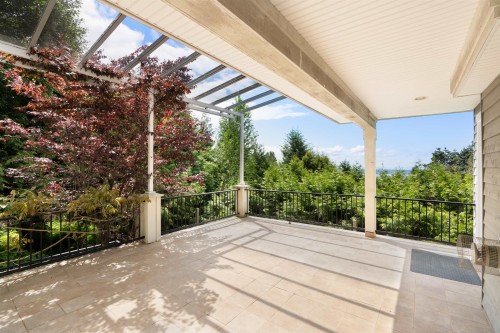 1109 Highland Drive, West Vancouver, BC 