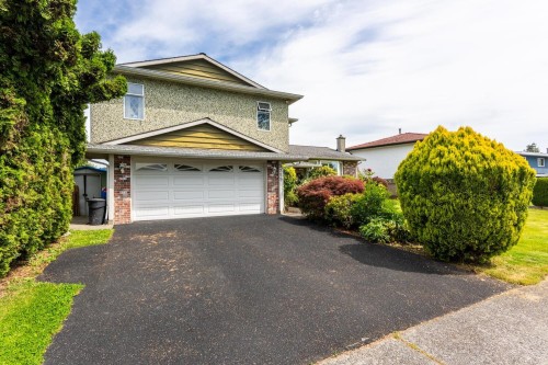 5259 Oak Place, Delta, BC 