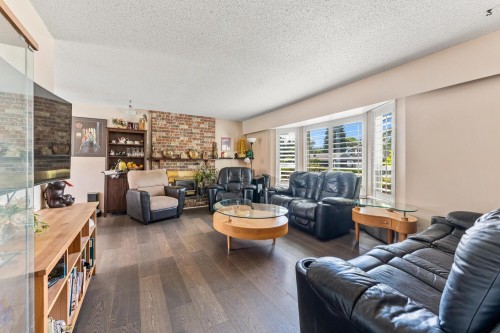 5259 Oak Place, Delta, BC 