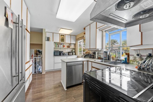 5259 Oak Place, Delta, BC 