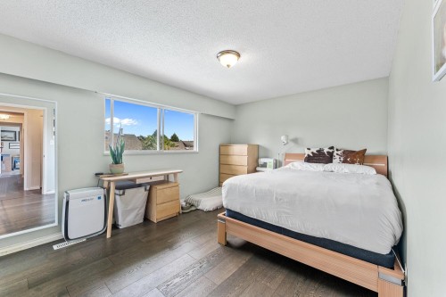 5259 Oak Place, Delta, BC 