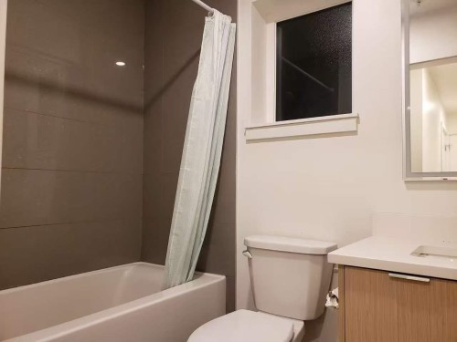 2666 Duke Street, Vancouver, BC 