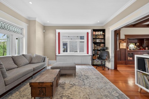 4195 15Th Avenue W, Vancouver, BC 