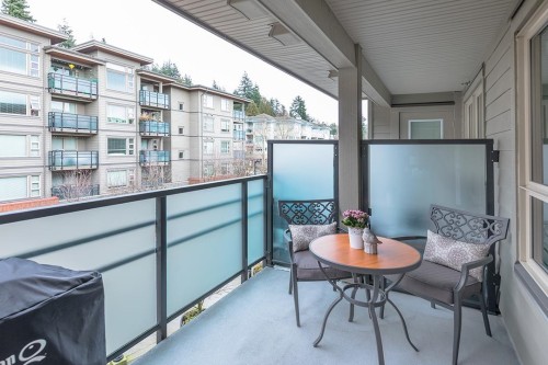 301-1673 Lloyd Avenue, North Vancouver, BC 
