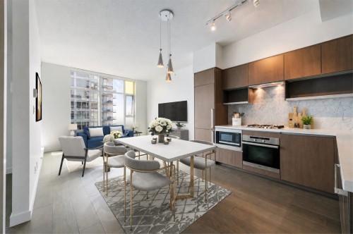 3803-6588 Nelson Avenue  Burnaby, BC V5H 0E8