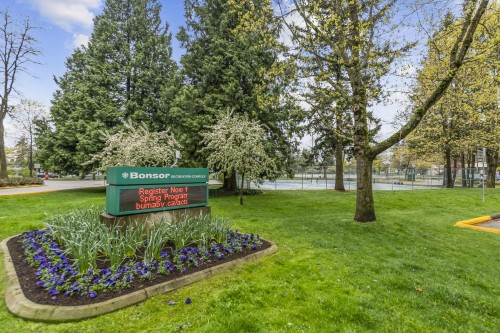 3803-6588 Nelson Avenue, Burnaby, BC 