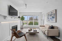 304-5500 Lynas Lane  Richmond, BC V7C 5R5