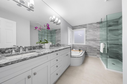 1818 Camelback Court, Coquitlam, BC 