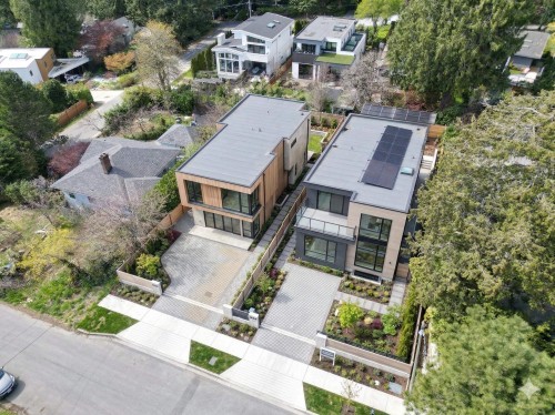 6415 Wellington Avenue, West Vancouver, BC 