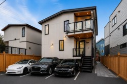 2-369 16th Avenue E Vancouver, BC V5T 2T7
