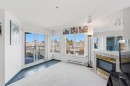 211-3250 Broadway W, Vancouver, BC 