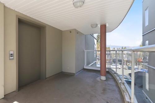 211-3250 Broadway W, Vancouver, BC 