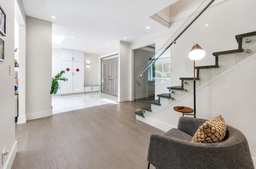 2374 35Th Avenue W, Vancouver, BC 
